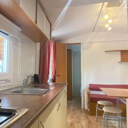 Cosy Mobile In Toscana With Shared Pool Hébergement de vacances *